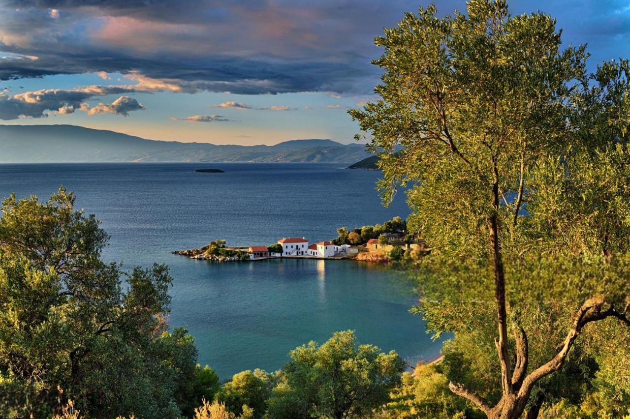 Villa Leonidas Greecefiloxenia Lefókastron Exterior foto