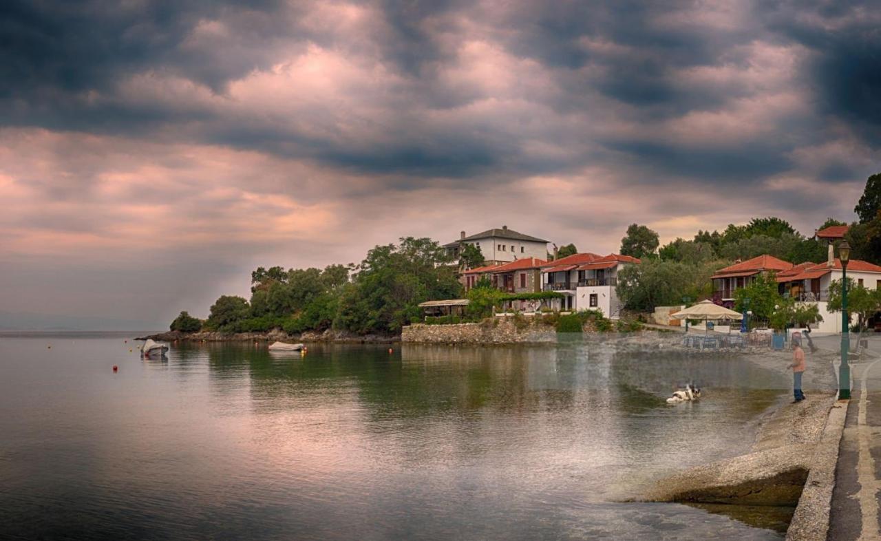 Villa Leonidas Greecefiloxenia Lefókastron Exterior foto